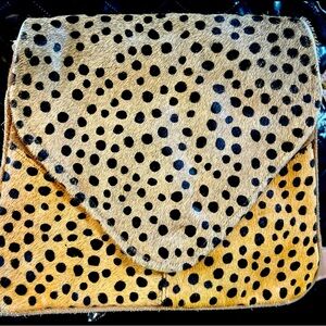 Cross tree lane clutch 
In excellent condition